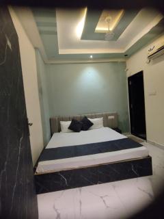 Hotel mukhiya palace - 1
