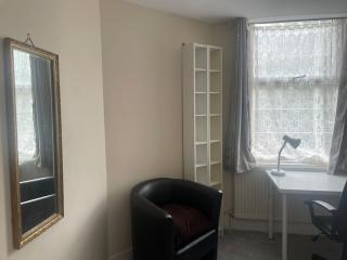 Resting and staying - 0