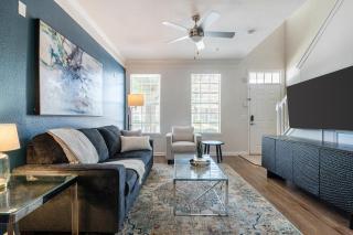 Landing Stunning 1BD Gym Pool - 5