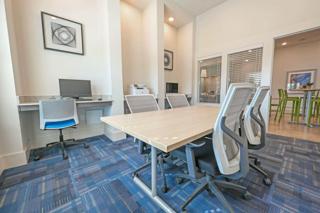 Landing Apartments Austin - Lockhart - 1