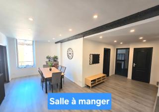 Appartement 120m2 - 10 couchages - 3ch - centre Foix - 2 sdb-2 wc - Parking gratuit à 1 Minute - 8