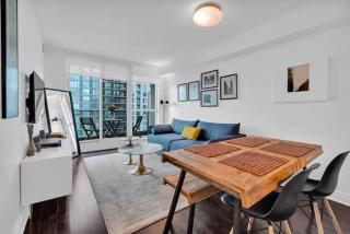 Lakeview 1-Bedroom Condo-Downtown Toronto-Free Parking - 9