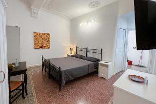 Acquamarina A Due Passi dai Traghetti - Génova - 9