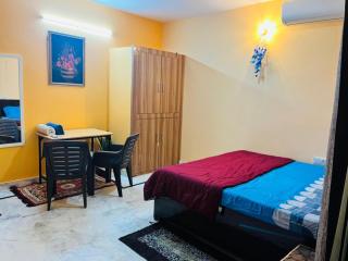 Backpackers Nest 2 Room Set Airport Metro Palam Dwarka - 9