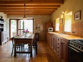 Maison 6p, 3ch, piscine chauffée, rivière, randonnée, proche VALLON Pt d'Arc - 4
