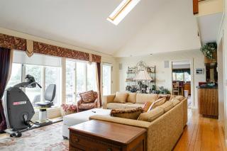 Waterfront Paradise in St James - 7