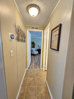 Fisherman's Hideaway! Home on canal in Okeechobee! - 7