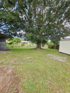 Fisherman's Hideaway! Home on canal in Okeechobee! - 6