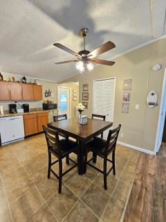 Fisherman's Hideaway! Home on canal in Okeechobee! - 5