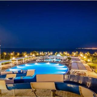 Premier Fort Beach - 2