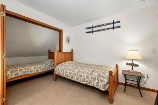 Private end unit Townhome in Bretton Woods - 6