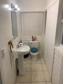 Lenny's Southy Hostel - 8