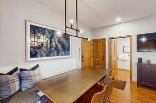 Spruce Tree Lodge #202 - 1