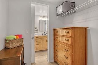 Comfort by the Beach - Heated Pool & Private Beach - 6