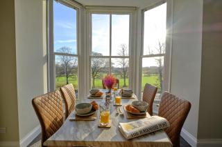 York Place Suites F1 - 8
