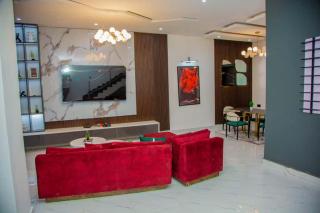 Aviv Luxury Homes - 9