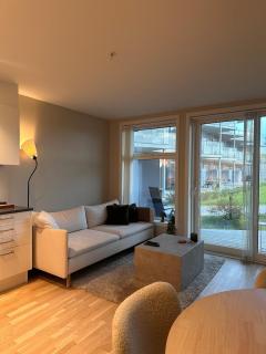 Modern apartment 5 min drive from the city center - 9