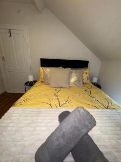 Cozy House Great Location - 2