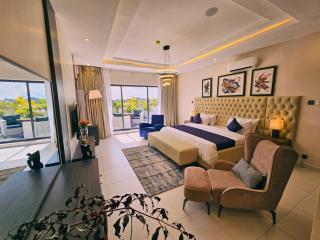 Pyramids Apartments - 2