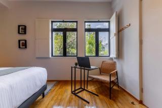 Fully Equipped Studio Rooftop EM9 201 - 8