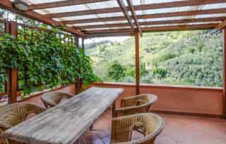 Stunning Home In Larciano Castello With Wifi - 9