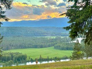 Living Well Lodge with Panoramic Views - 1