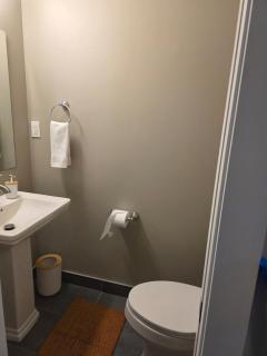 Midtown Hideaway - 3