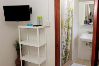 Screaming Reels Guest House Grand Turk - 1