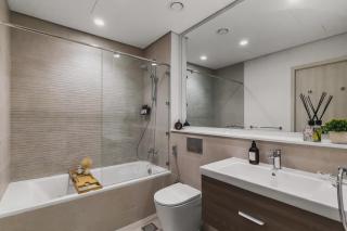 Luxury 1br Yas Island, Golf & Water Views!near F1 - 3