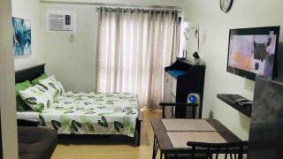 VINIA RESIDENCES Versaflats- COZY CONDO in Quezon City near MRT - 5