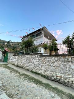 Guest House Irvin - Berat - 8