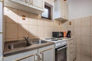 Apartments with parking space Rijeka - 24933 - 3