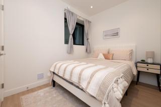 Brand New Cozy Suite near Collingwood School - 1