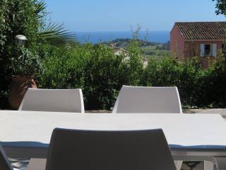 Charmant mas 4 personnes avec piscine et parking à La Croix-Valmer - FR-1-726-60 - 0