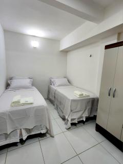 Prédio de 03 andares em bairro central de Belém - 3