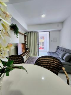 Prédio de apartamentos em bairro central de Belém - 2