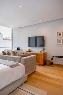 411 Std B Capitalia Central Studio plus Balcony and Gym - 6