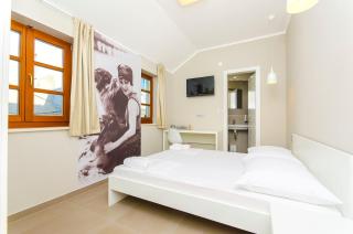 Hostel Dvor - Split - 1