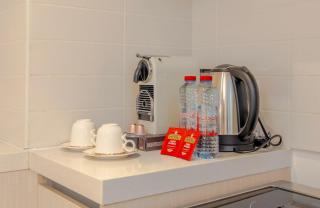 Modern New 1BR I with Balcony I Yas island - 8