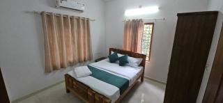 A cozy home bythe waterstream, tourist places near waynad - 4