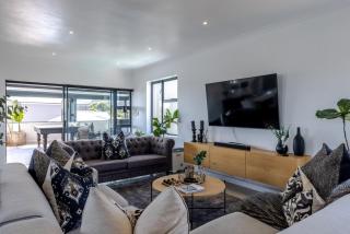 Bradley-Evans House - 9