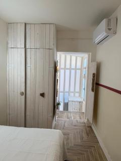 Chic & cozy Jaffa spot with a garden - 4