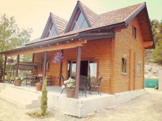 Agros Timber Log House - 4