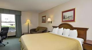 Econo Lodge Raleigh near Walnut Creek Amphitheatre - 2