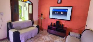 Casa espaçosa, completa e com ótima localização - 0
