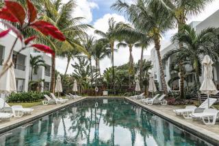 La Residence Sea Horse and Seashell Beachfront Apartment 23 - 0