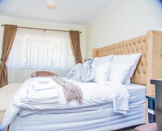 Cotswold Hills Home - 5