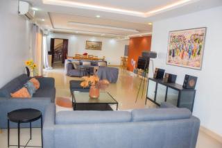 Le spacieux appartement quatre chambres trois cent metre carré à proximité de la mer - 9