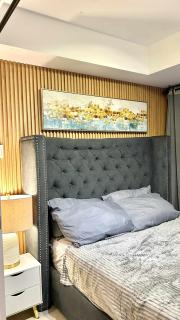 Azure Skyline Pad - 1