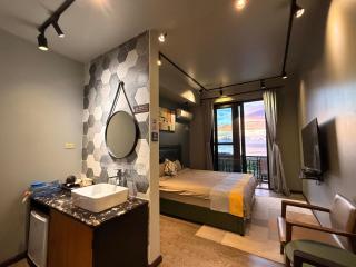 Saipan Skyline Designers Hotel - 3